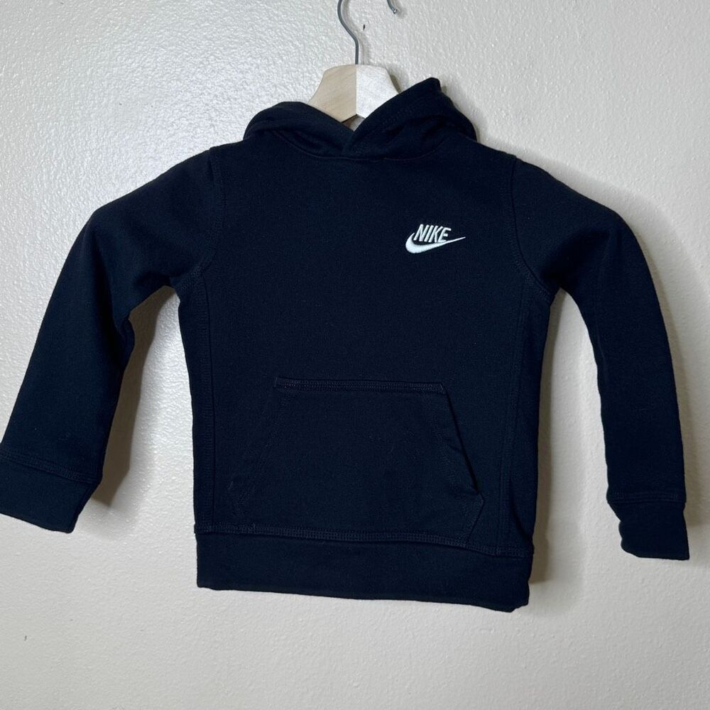 Nike Hoodie Kids 3/4 Black Pocket Embroidered Logo Pullover